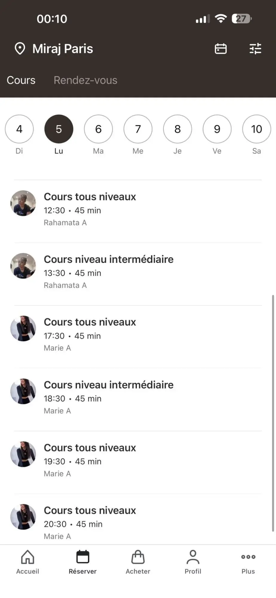 Écran de planning de l'application Miraj : choix d'un jour et d'un cours